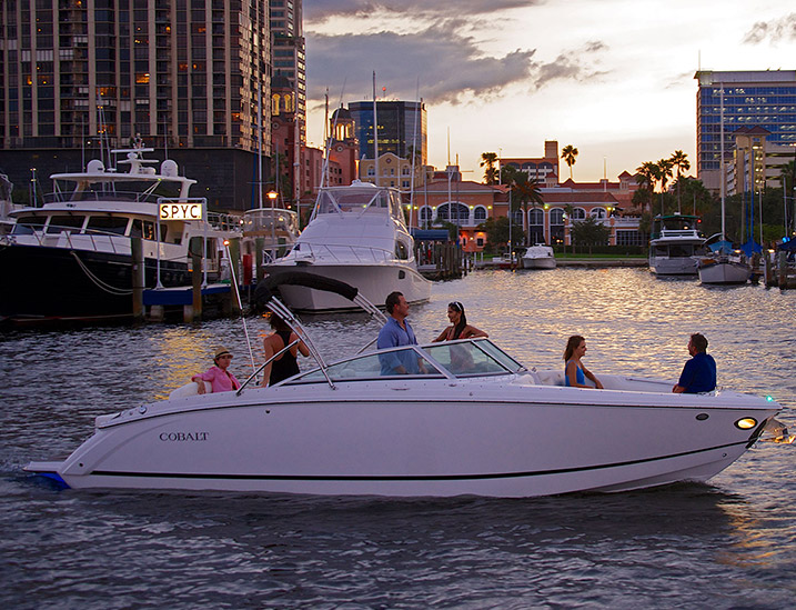 Cobalt Boats White R7 Evening Cruise with Friends