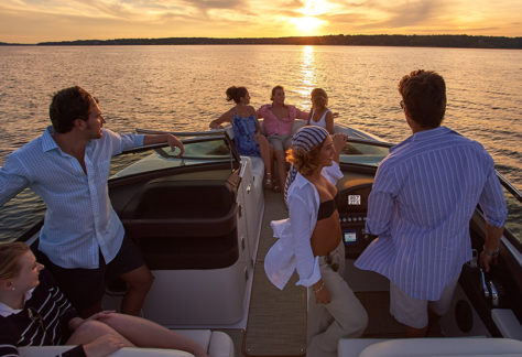Cobalt R Series R30 Headed for Sunset with Seven Passengers