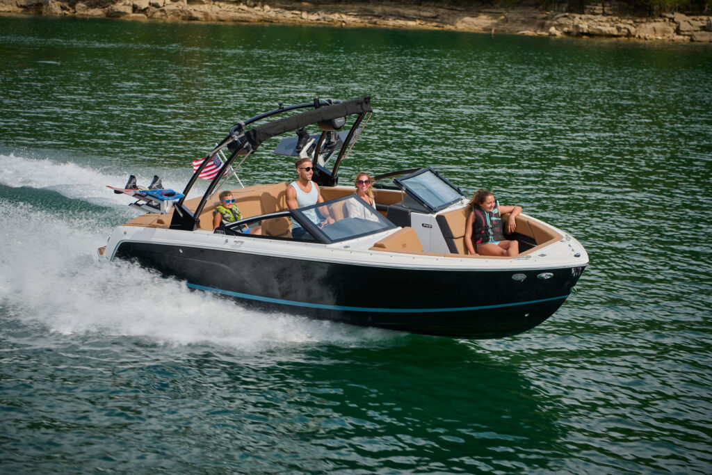 New CS23 | Cobalt Boats