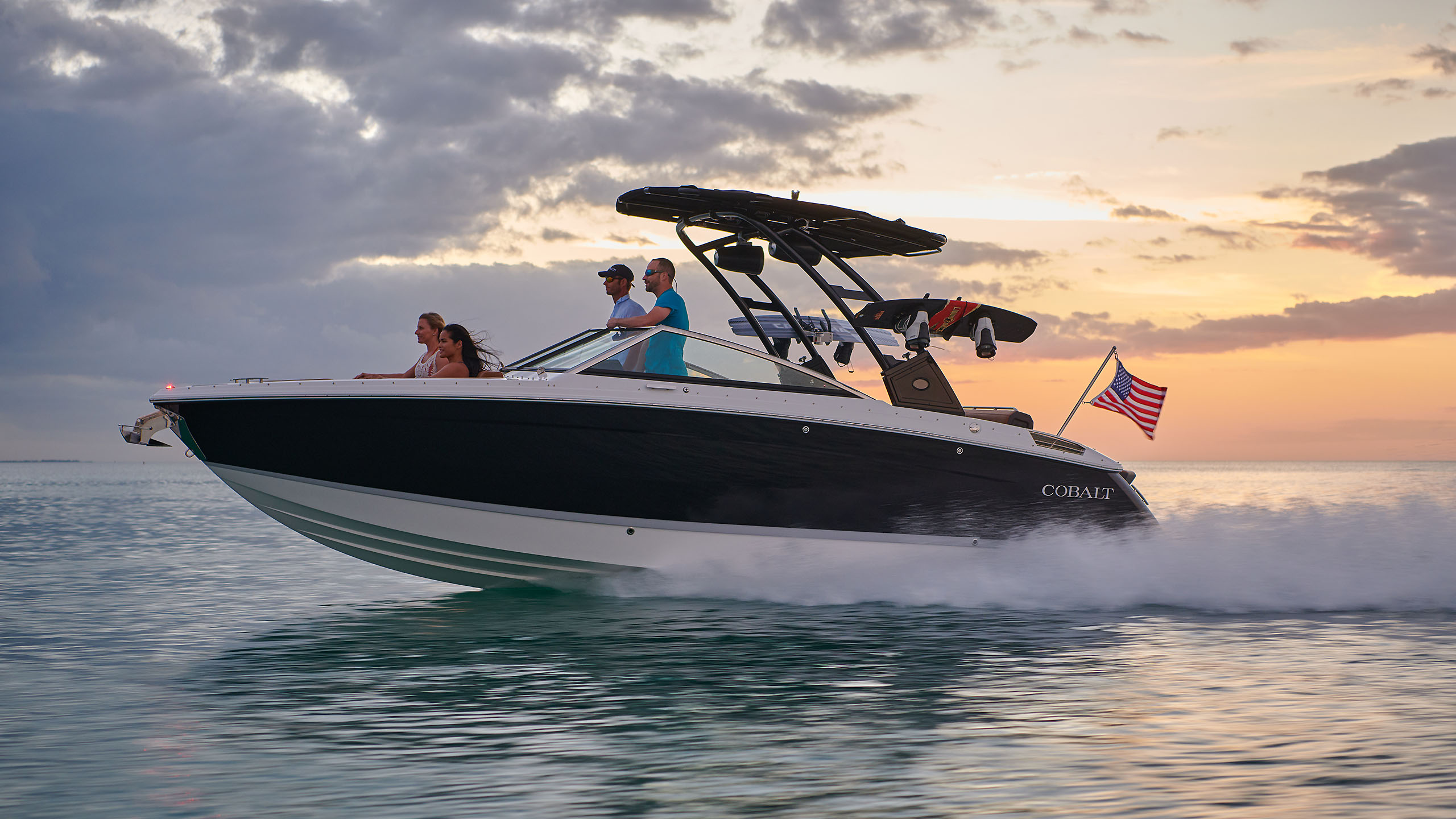 Cobalt Introduces the NextGeneration R6 Luxury Runabout Cobalt Boats